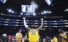  詹姆斯破NBA歷史紀錄！