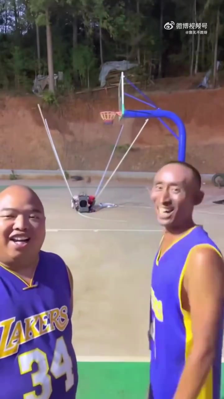 貴州版本的OK組合，這兩人流量也是相當火爆