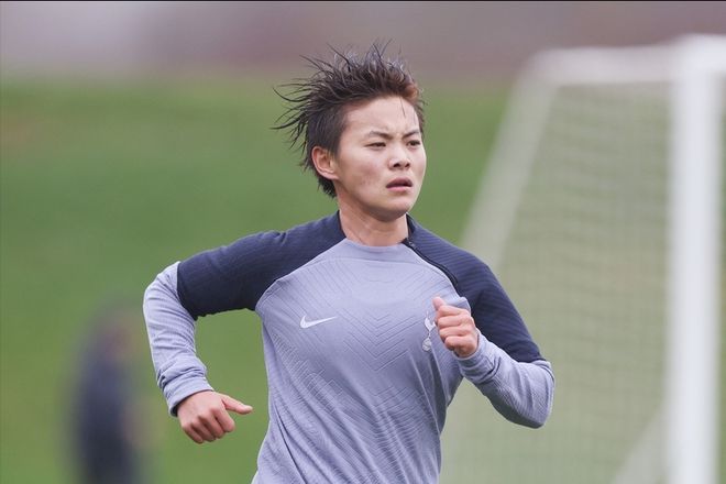  吳海燕唐涵失球，陳晨撲救兩球，武漢女足進亞冠四強。